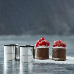 Blomsterberg Kagering 5 x 5 cm.  2 Stk