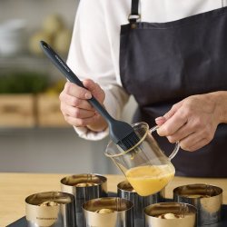 Blomsterberg Kagering 9 x 5 cm.  2 Stk