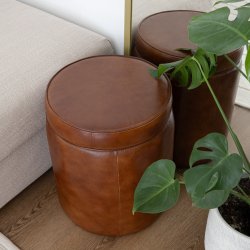 Rund Lderpuf m. Lg Til Opbevaring 38 cm. - Cognac