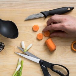 Fiskars Essential Urtekniv - 7 cm