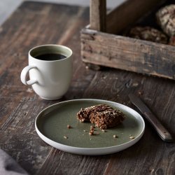 Studio Round North Krus M. Hank 33 cl. - Mat Hvid/Mat Gr�n