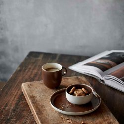 Studio Round North Krus M. Hank 33 cl. - Mat Bark/Mat Hvid